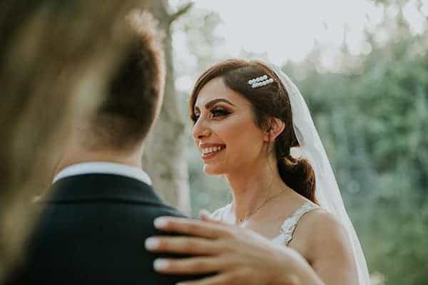 beautiful-summer-wedding-thessaloniki-calla-lillies-rustic-details_02x