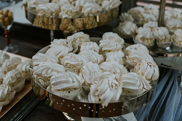 beautiful-summer-wedding-thessaloniki-calla-lillies-rustic-details_06x