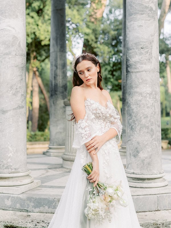 dreamy-styled-shoot-rome-utterly--romantic-wedding-dresses_06