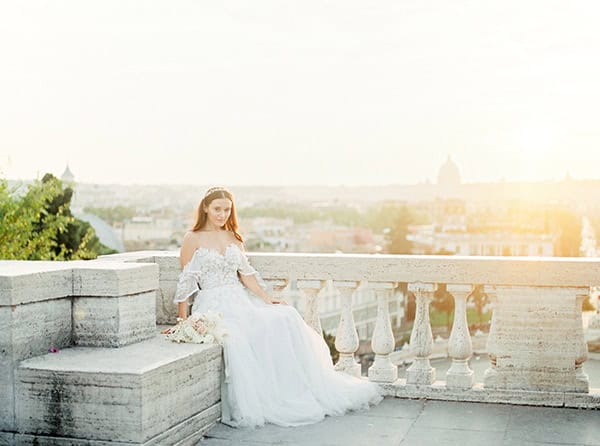 dreamy-styled-shoot-rome-utterly--romantic-wedding-dresses_15