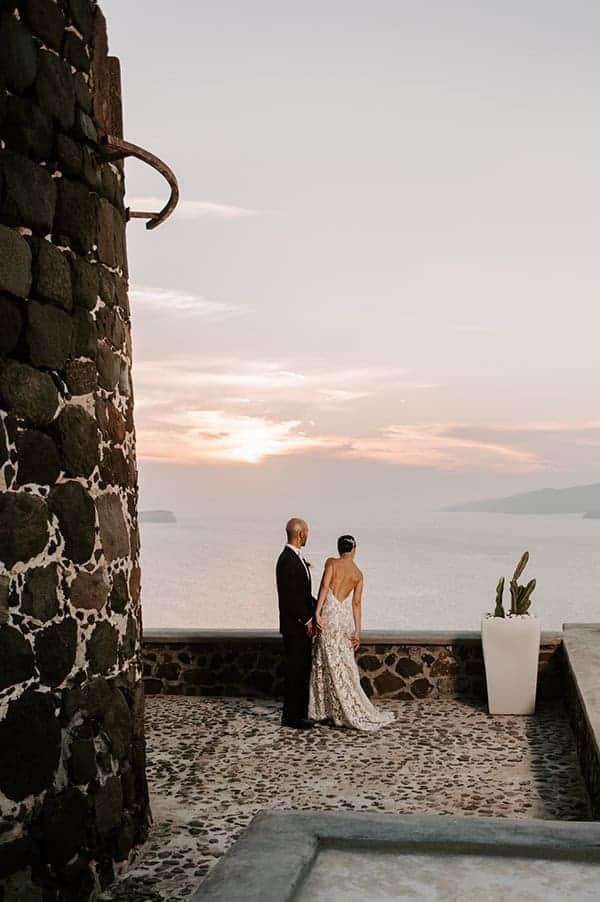 magical-wedding-Santorini-romantic-floral-design-unforgetable-wedding-party_31