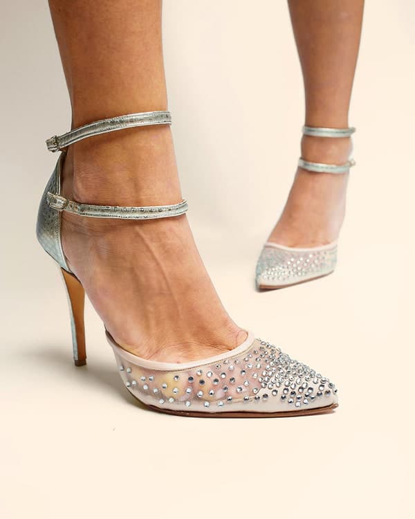 montern-bridal-shoes-glam-bridal-look_10x