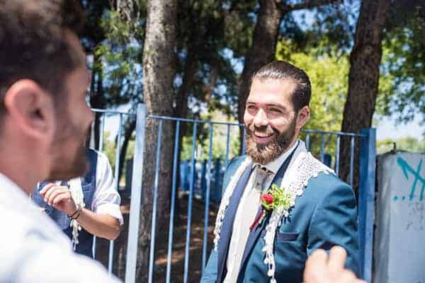 romantic-summer-wedding-athens-roses-red-white-tones_16