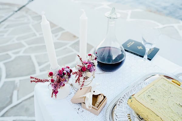 romantic-summer-wedding-sifnos-flowers-fuchsia-purple-touches_15x