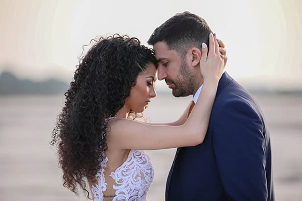 spring-wedding-nicosia-romantic-details-stunning-floral-design_01x