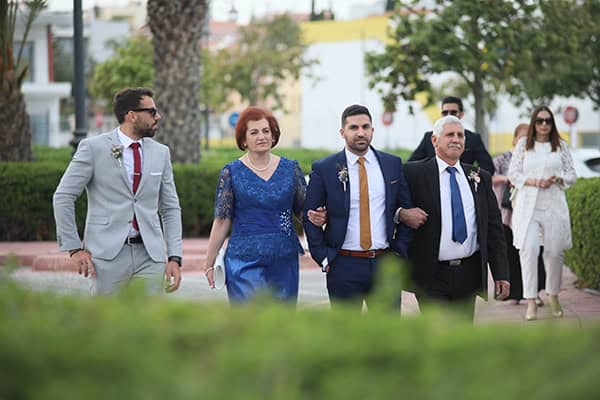 spring-wedding-nicosia-romantic-details-stunning-floral-design_06x