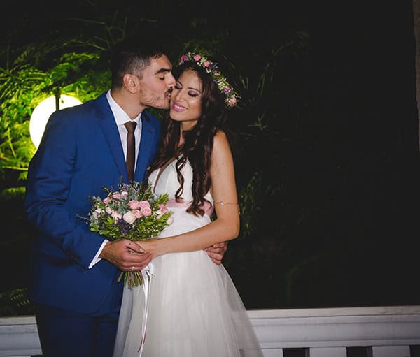 summer-wedding-athens-rink-romantic-details_01