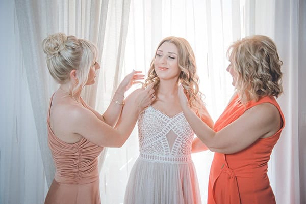 bohemian-summer-wedding-athens-pampas-grass-roses-pink-coral-hues_09