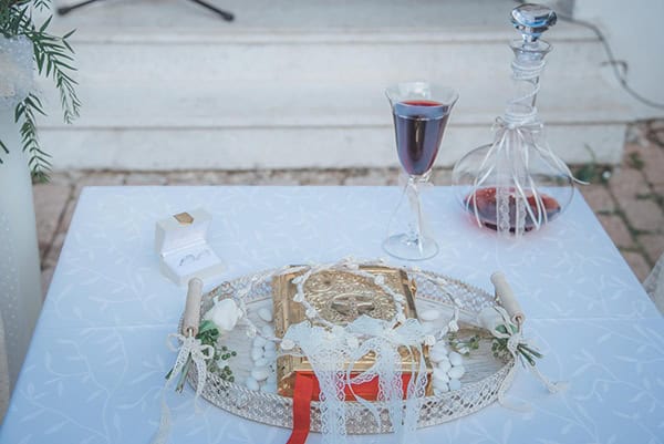 bohemian-summer-wedding-athens-pampas-grass-roses-pink-coral-hues_16