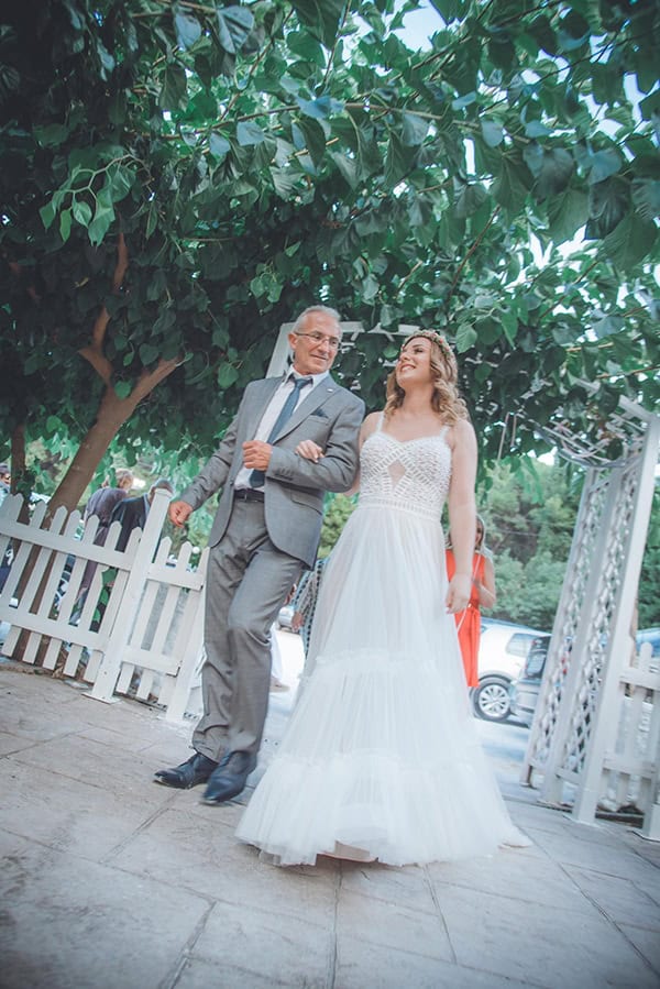 bohemian-summer-wedding-athens-pampas-grass-roses-pink-coral-hues_20