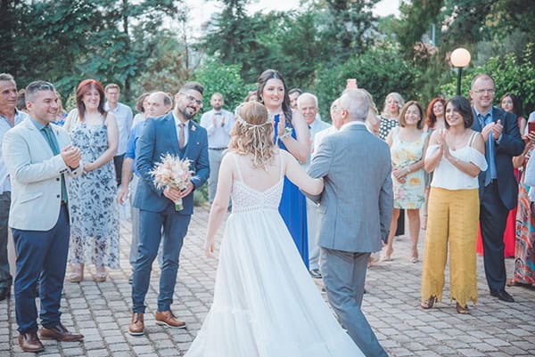 bohemian-summer-wedding-athens-pampas-grass-roses-pink-coral-hues_21