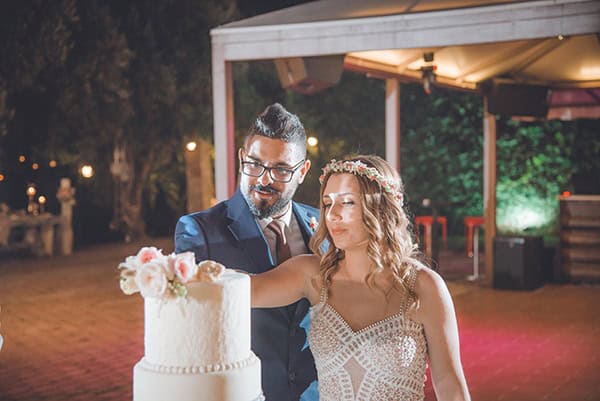 bohemian-summer-wedding-athens-pampas-grass-roses-pink-coral-hues_38