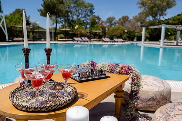 dreamy-bachelorette-party-athens-riviera-summer-mood_02x