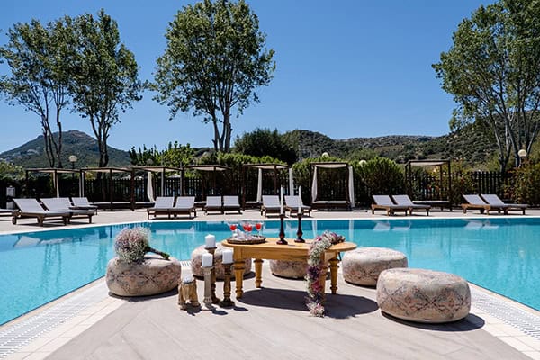 dreamy-bachelorette-party-athens-riviera-summer-mood_05