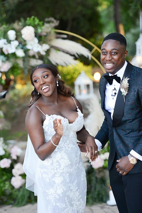 dreamy-wedding-summer-alsos-nymfwn-hydrangeas-roses-white-pink-color_02