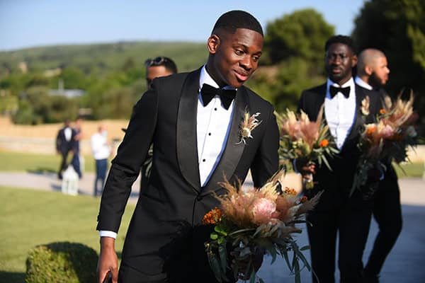 dreamy-wedding-summer-alsos-nymfwn-hydrangeas-roses-white-pink-color_07x