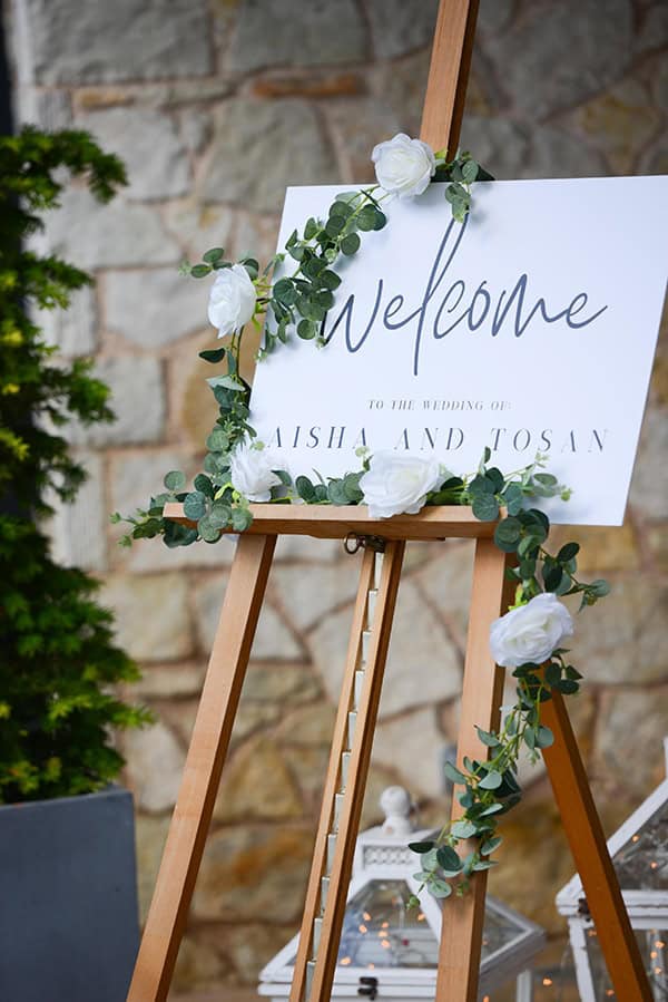 dreamy-wedding-summer-alsos-nymfwn-hydrangeas-roses-white-pink-color_27