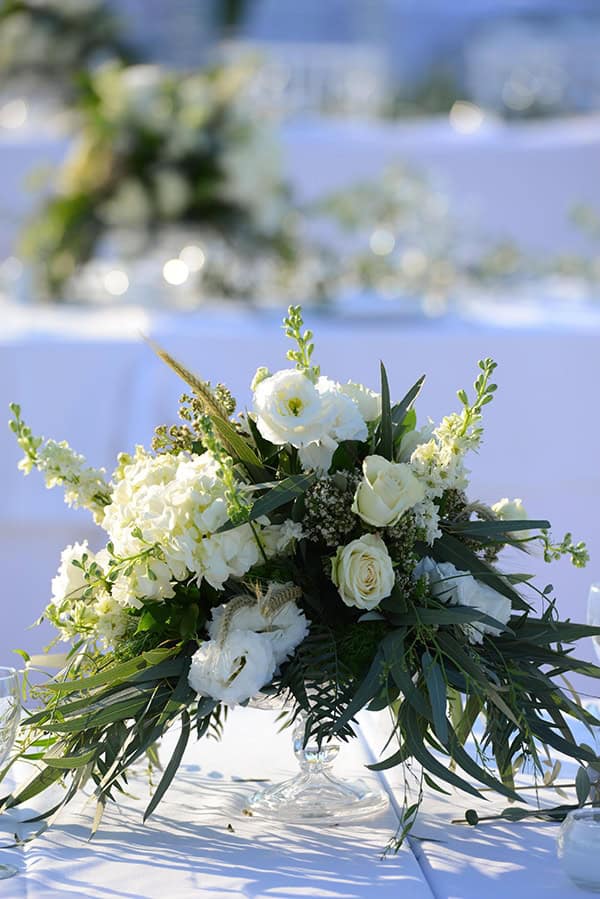 dreamy-wedding-summer-alsos-nymfwn-hydrangeas-roses-white-pink-color_29