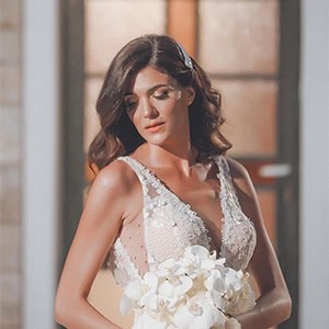 Elegant καλοκαιρινός γάμος στην Αθήνα με ορτανσίες και τριαντάφυλλα στα χρώματα του λευκού και του ροζ │Αλεξάνδρα & Χρήστος