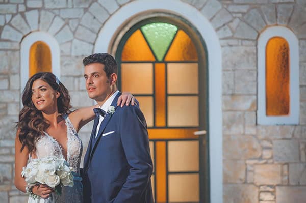 elegant-summer-wedding-hydrangeas-roses-tones-white-pink_01