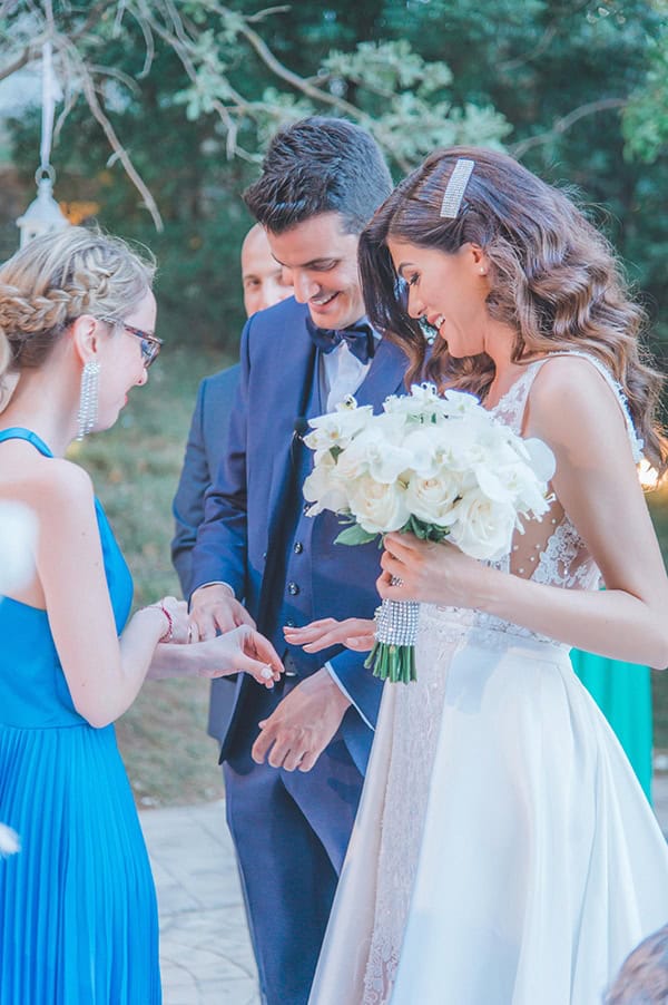 elegant-summer-wedding-hydrangeas-roses-tones-white-pink_37