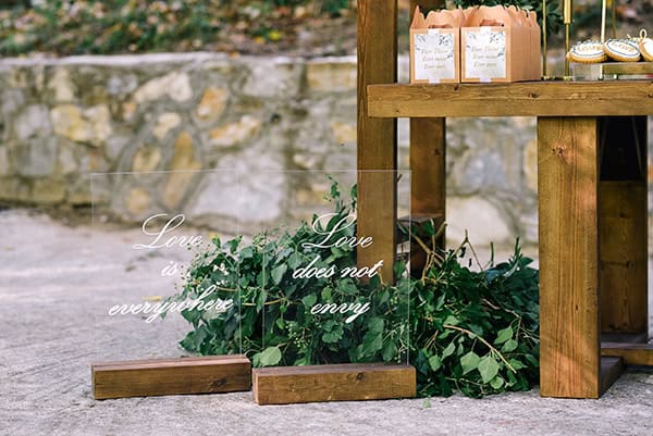 fairytale-styled-photoshoot-wedding-dresses-lush-florals_09