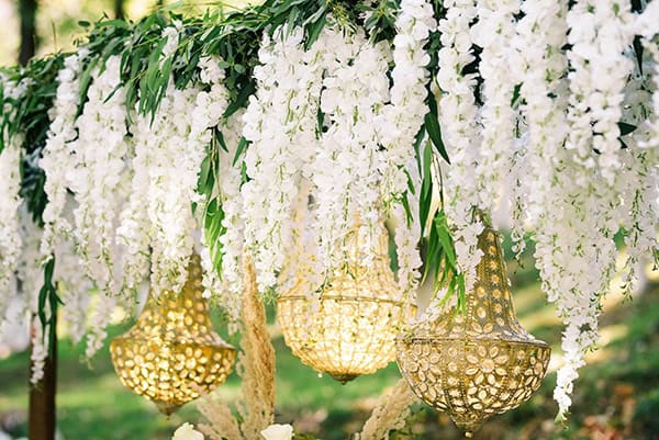 fairytale-styled-photoshoot-wedding-dresses-lush-florals_11