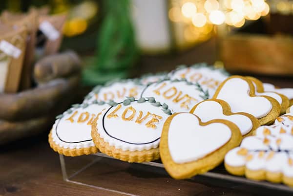 fairytale-styled-photoshoot-wedding-dresses-lush-florals_12x