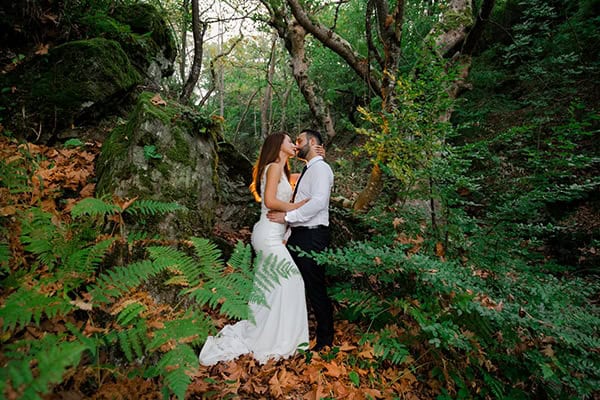 fall-wedding-larisa-baby-breaths-lisianthus_02