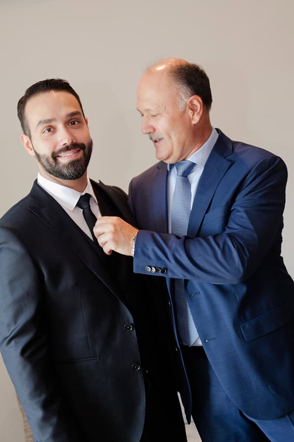 fall-wedding-larisa-baby-breaths-lisianthus_16