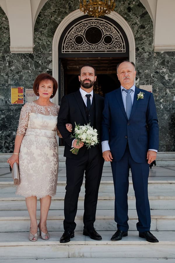 fall-wedding-larisa-baby-breaths-lisianthus_17