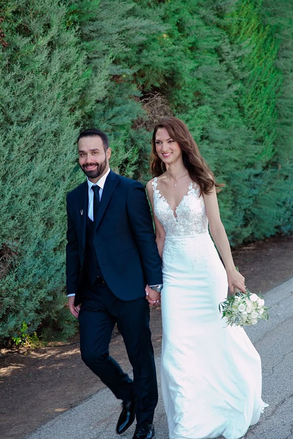 fall-wedding-larisa-baby-breaths-lisianthus_26x