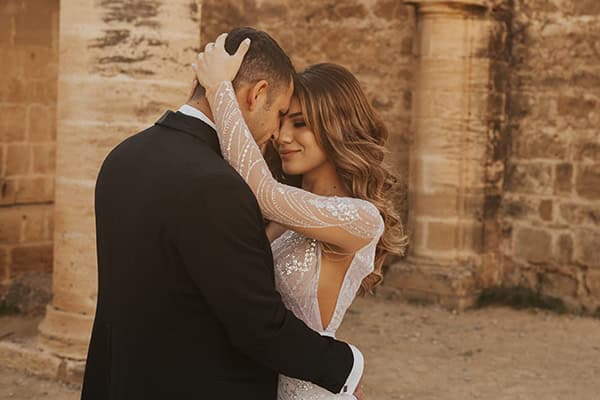 fall-wedding-nicosia-elegant-elements-pastel-tones_01