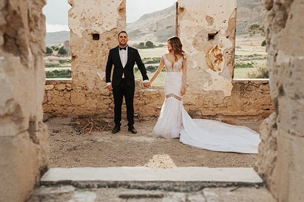 fall-wedding-nicosia-elegant-elements-pastel-tones_05