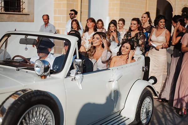 fall-wedding-nicosia-elegant-elements-pastel-tones_18