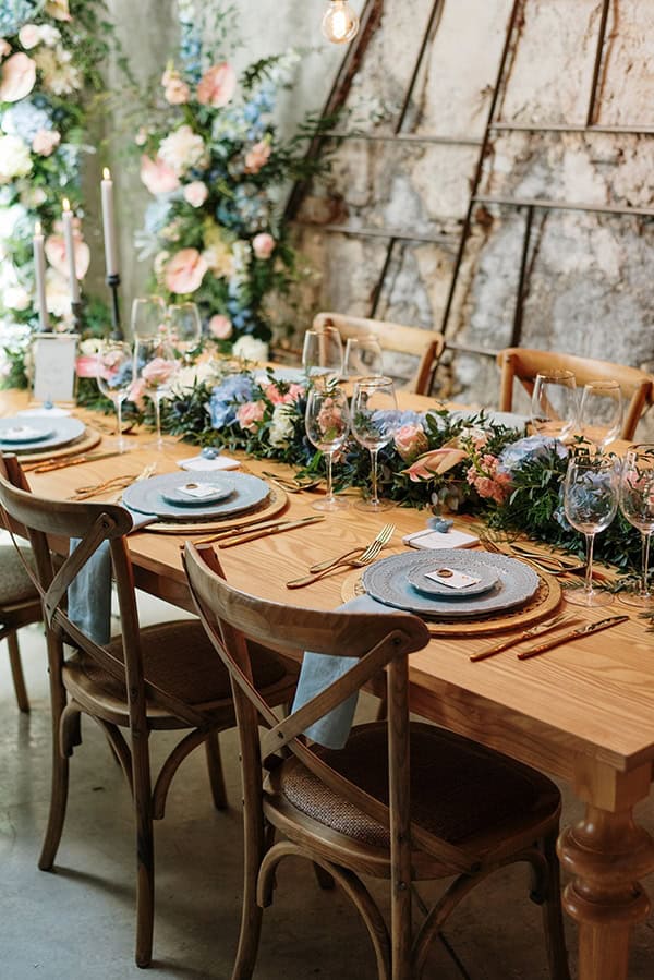 impressive-styled-shoot-romantic-rustic-touches-falirikon-art-and-events_10