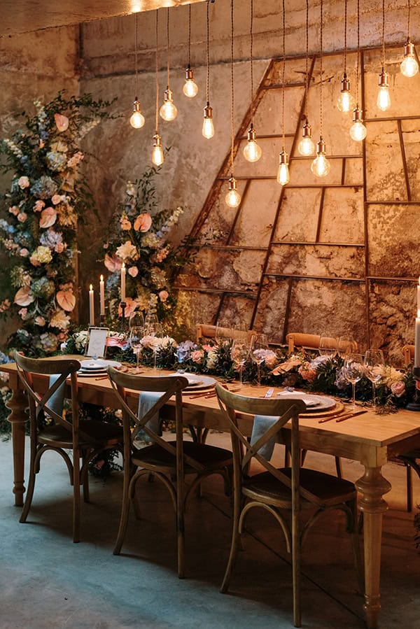 impressive-styled-shoot-romantic-rustic-touches-falirikon-art-and-events_18