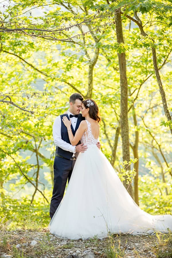 lovely-summer-wedding-thessaloniki-peonies_01x