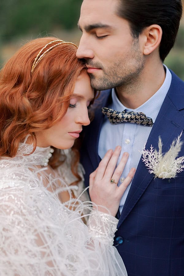 magical-styled-shoot-crete-royal-blue-dusty-pink-hues_08x