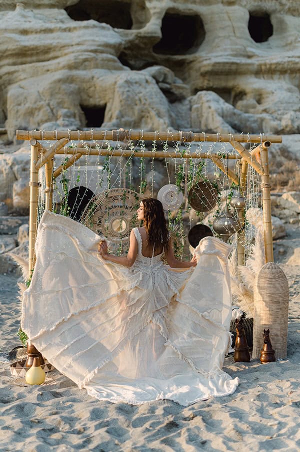 romantic-bohemian-styled-shoot-crete-pampas-grass-lilly_28