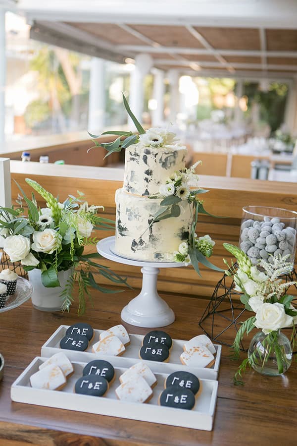 romantic-fall-wedding-athens-white-roses-anemones_18x