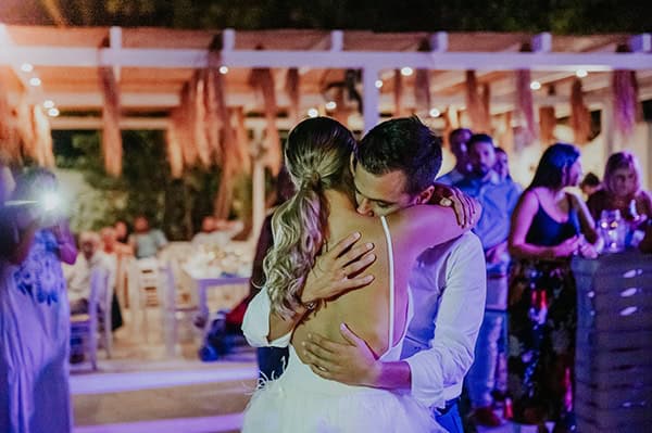 romantic-summer-wedding-aegina-white-roses-eucalyptus_33