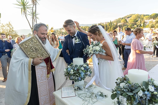 romantic-summer-wedding-corfu-white-roses-light-blue-touches_21