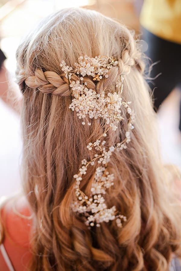 romantic-summer-wedding-mani-white-roses-olive-leaves_07