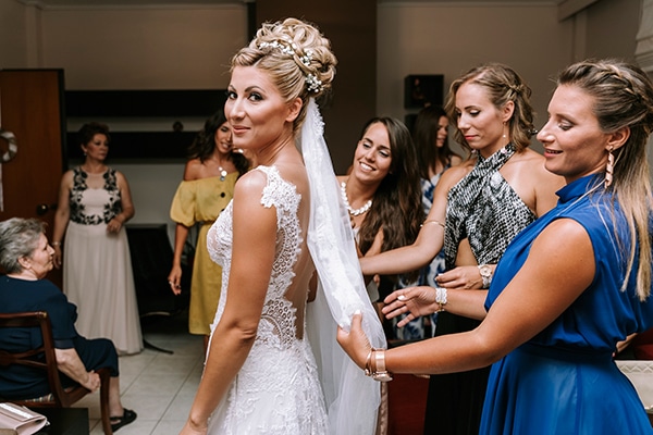 romantic-summer-wedding-peonies-baby-breath-white-tones_03