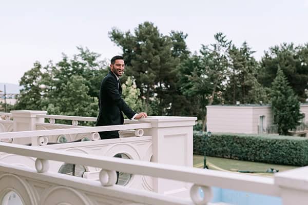 romantic-summer-wedding-peonies-baby-breath-white-tones_11