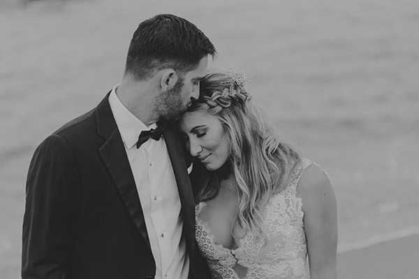 romantic-summer-wedding-peonies-baby-breath-white-tones_32