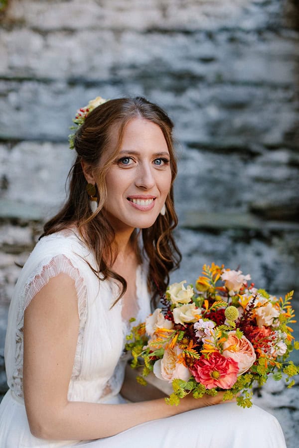 rustic-fall-wedding-pilio-bohemian-moon-vivid-touches_01