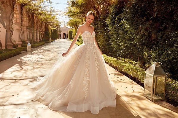 stylish-wedding-dresses-demetrios-that-will-impress-you_01