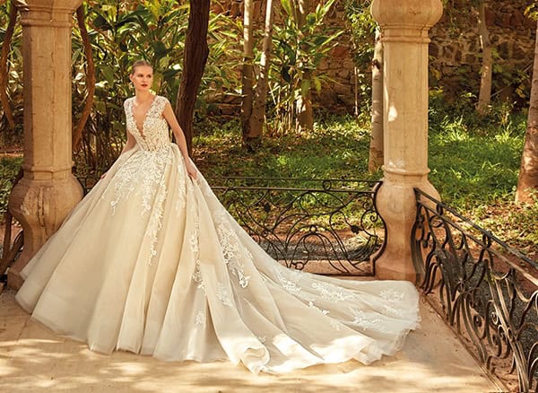 stylish-wedding-dresses-demetrios-that-will-impress-you_02x